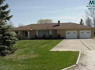 7285 Flamingo St, Algonac, MI 48001