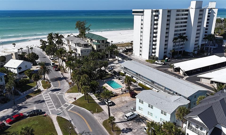 1st image of 73 AVENIDA MESSINA #15