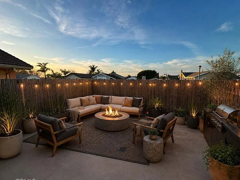 14222 Enfield Cir — Photo 15