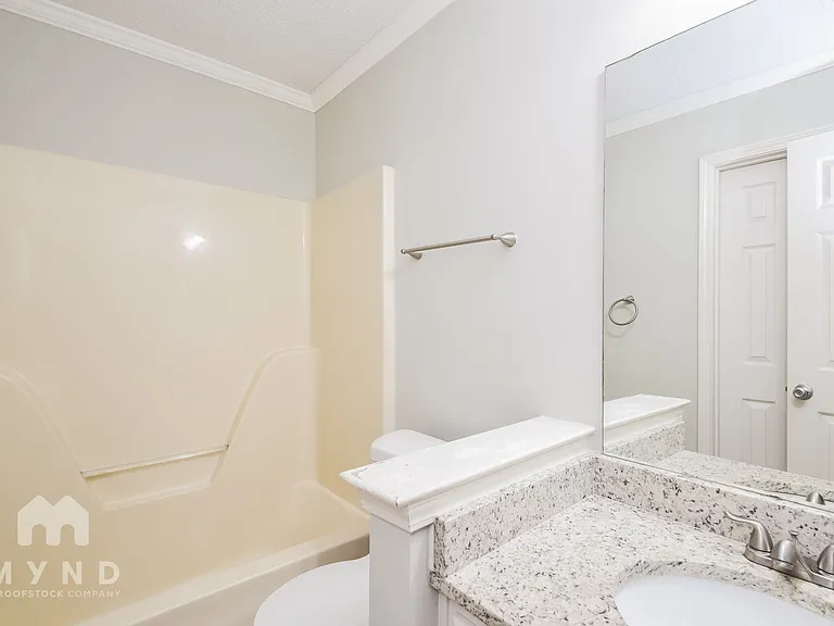 6354 Amanda Oaks Cir N — Photo 13