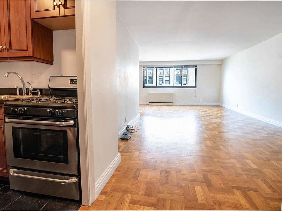 1st image of 330 W 45th St APT 8H