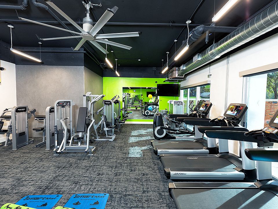 Cardio and Strength Training Fitness Center