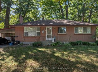 1 Strathcona Dr, London, ON N5W 1P7