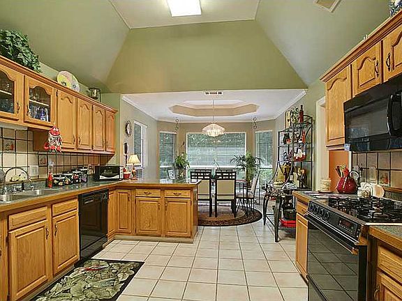 4th image of 24435 Cane Bayou Ln