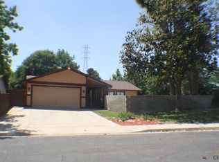 2712 Parkfield Ct, Bakersfield, CA 93306