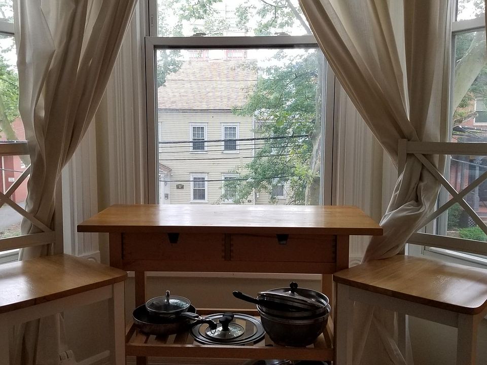 Dining Area w Bow Windows