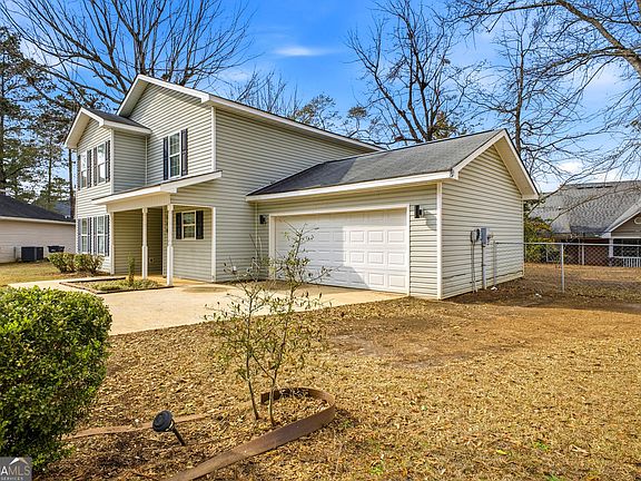 2nd image of 115 Springfield Ct