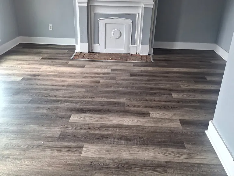 215 Bridge St #2 — Photo 4