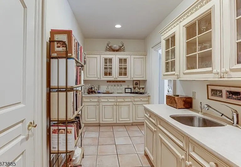 21 Stoningham Dr — Photo 14