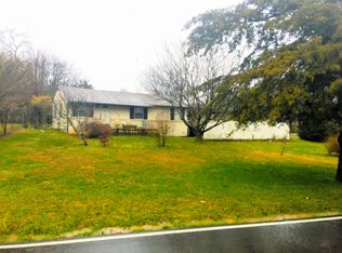 1908 Bradshaw Garden Rd, Knoxville, TN 37912