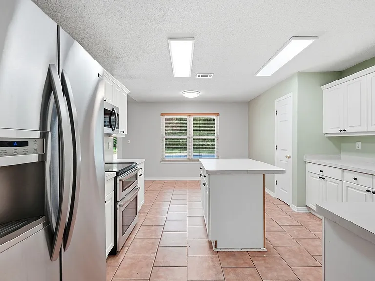 1243 Jefferyscot Dr — Photo 16