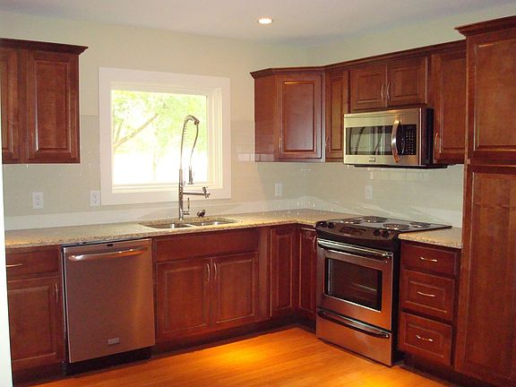 2nd image of 5822 Anita St