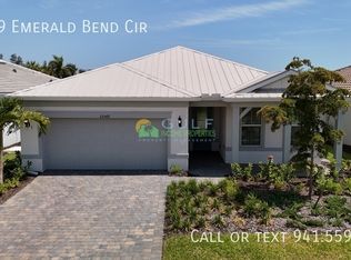 25569 Emerald Bend Cir, Englewood, FL 34223