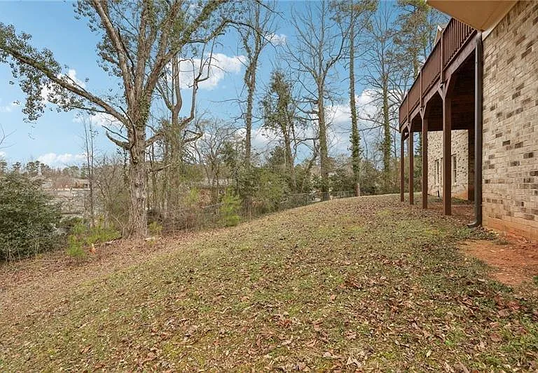 343 Summer Garden Dr — Photo 77