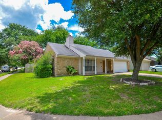 9634 Secretariat Dr, Houston, TX 77065