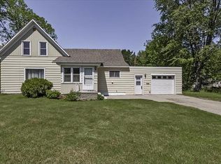 610 Point St, Marinette, WI 54143