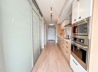 1783 Manitoba St #305, Vancouver, BC V5Y 0K1