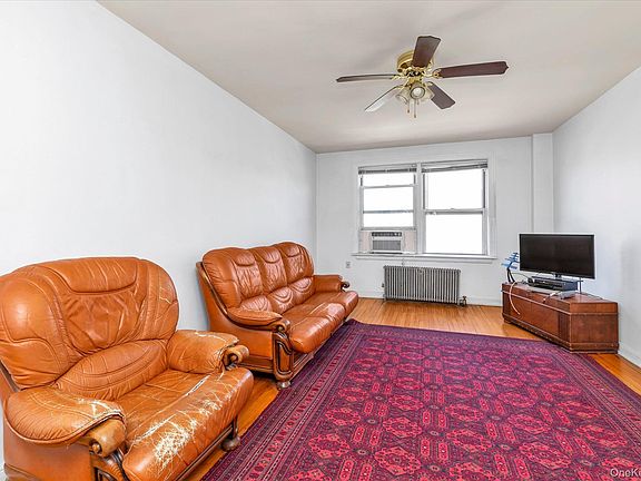 2nd image of 141-24 78th Road #3A