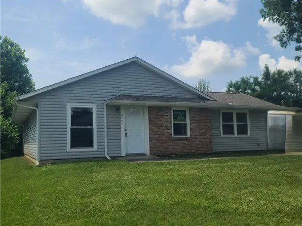6760 Sandy Dr, Dayton, OH 45426