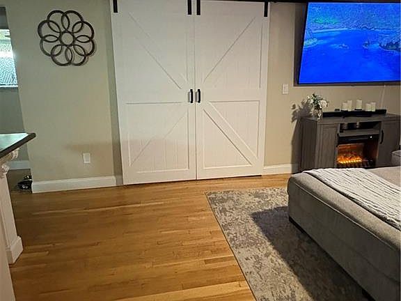 2nd image of 380 Sunset Ave APT 12