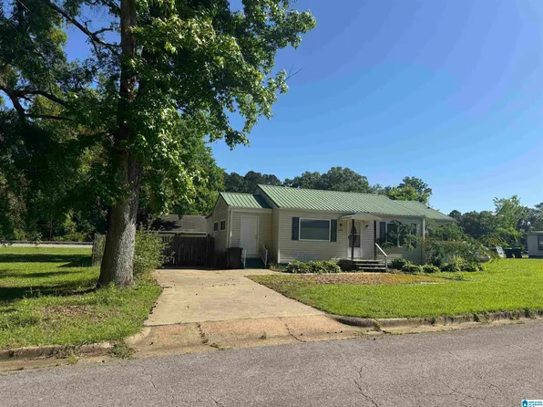 404 Princeton Ave, Gadsden, AL 35901
