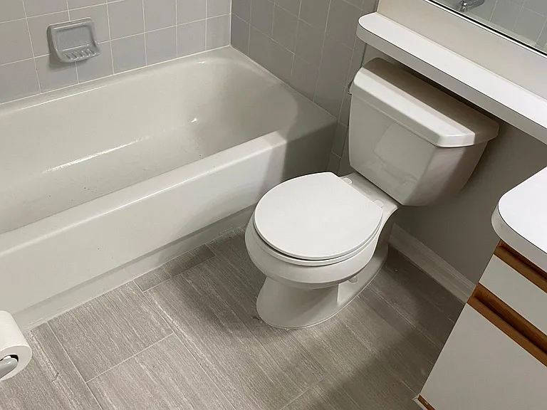2nd Bathroom