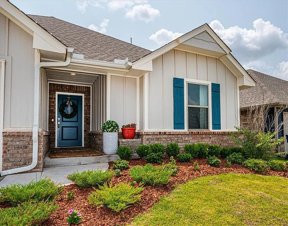 Building Photo - 8316 NW 163rd Ter