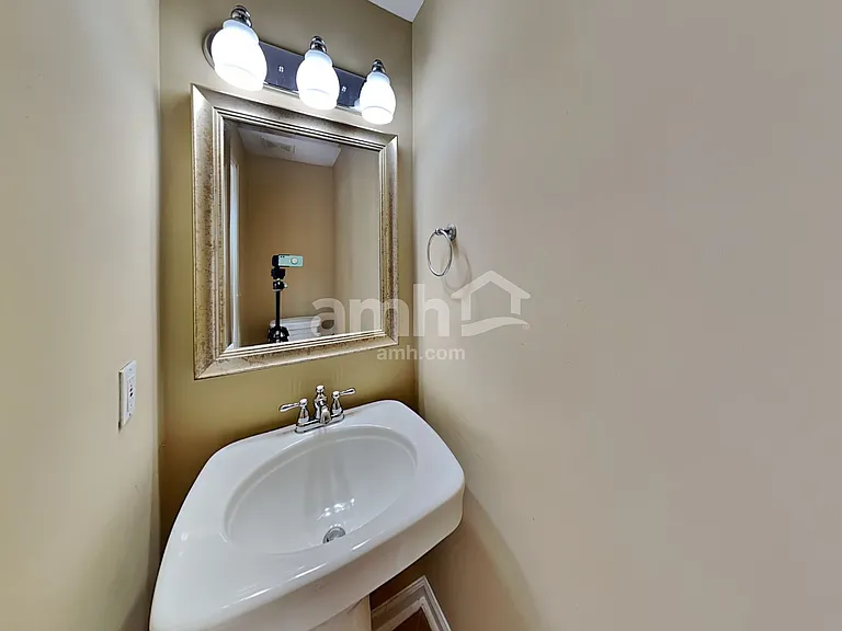 2380 Winthrope Way Dr — Photo 11