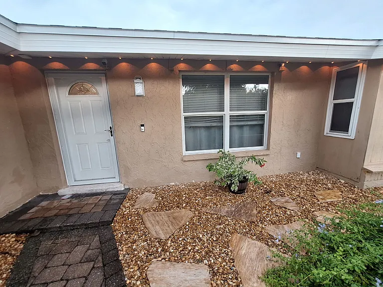 4050 Yucatan Cir — Photo 3