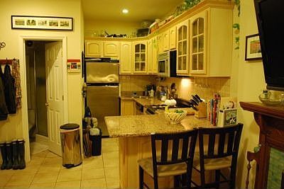 1st image of 304 W 90th St APT 3R