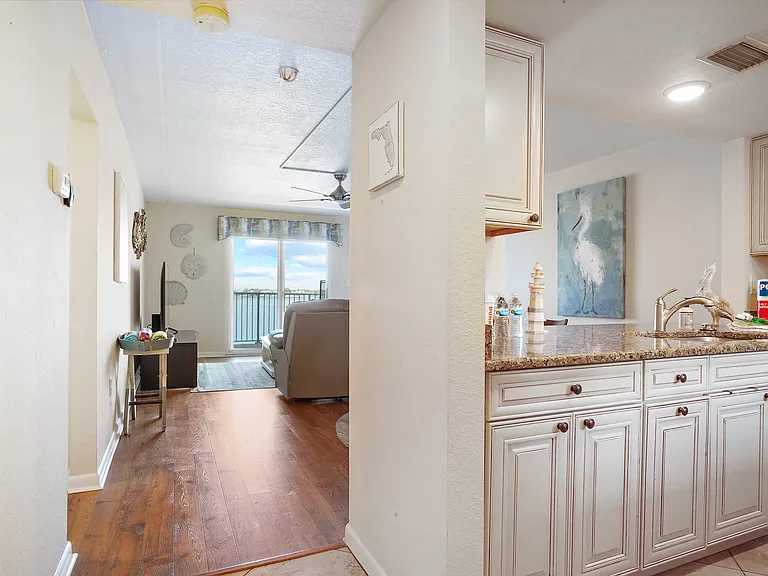 464 N Paula Dr #316 — Photo 7