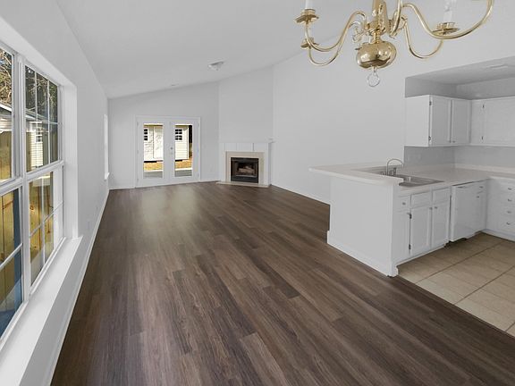 3rd image of 198 Two Pond Loop