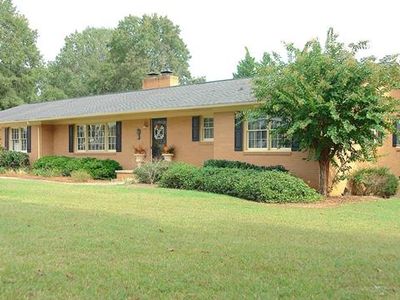 2606 E Nc Hwy 150 Hwy, Lincolnton, NC, 28092