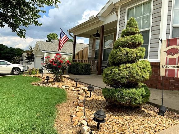 2nd image of 3091 W Essex Dr