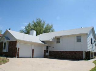 1624 S Wooddale St, Wichita, KS 67230