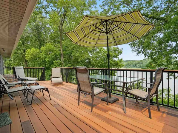 2320 Rice Ridge Ln NE, North Liberty, IA 52317