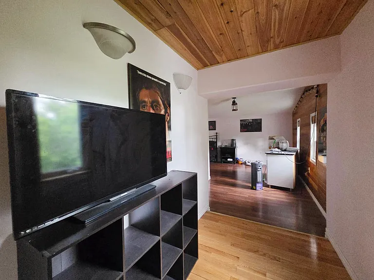 21 Langley Dr #UPPER — Photo 16