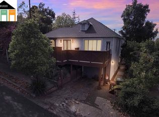 16 Hartwell St, Crockett, CA 94525