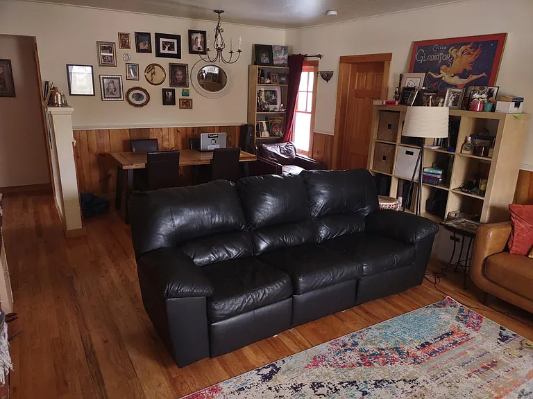 220 Surprise Ave — Photo 5