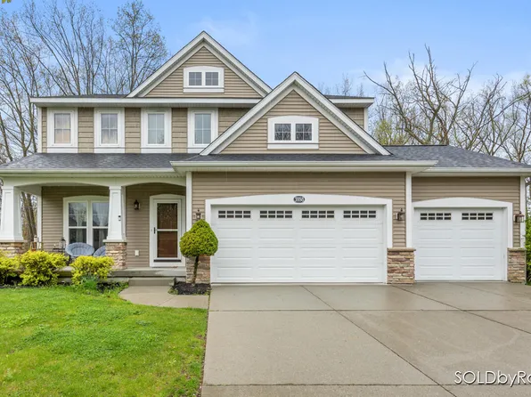 3558 Bridgehampton Dr NE, Grand Rapids, MI 49546