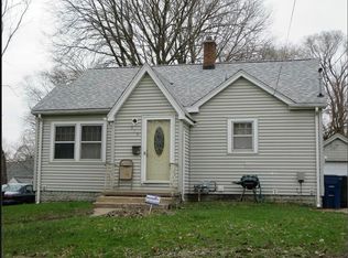 319 Oliver St, Waterloo, IA 50703