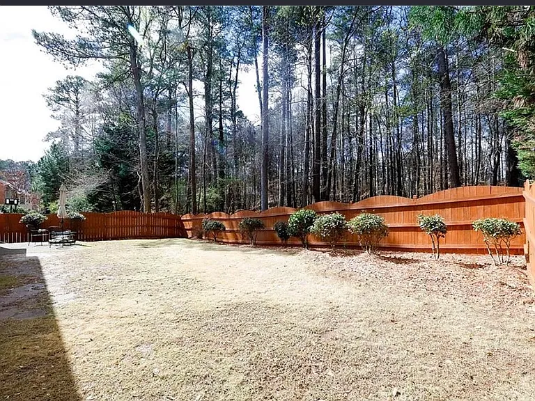 4026 Kingsley Park Ct — Photo 10