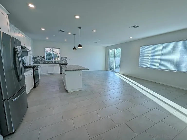 420 Appleton Way — Photo 10