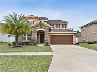 729 Reflection Cove Rd E, Jacksonville, FL 32218