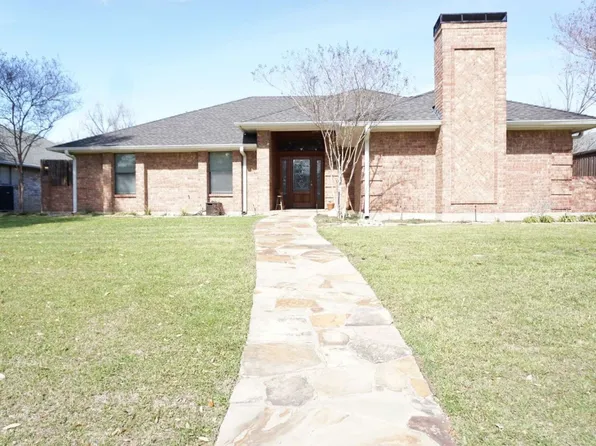724 Cardinal Ln, Coppell, TX 75019