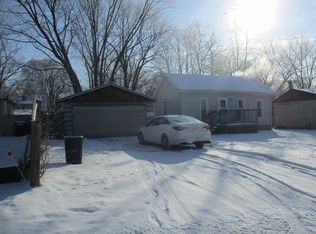 106 Ennis Ln, Urbana, IL