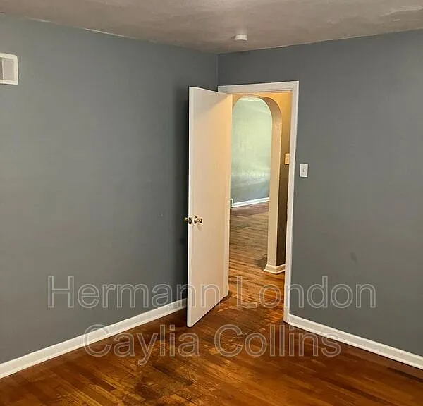 8708 Granada Pl — Photo 8