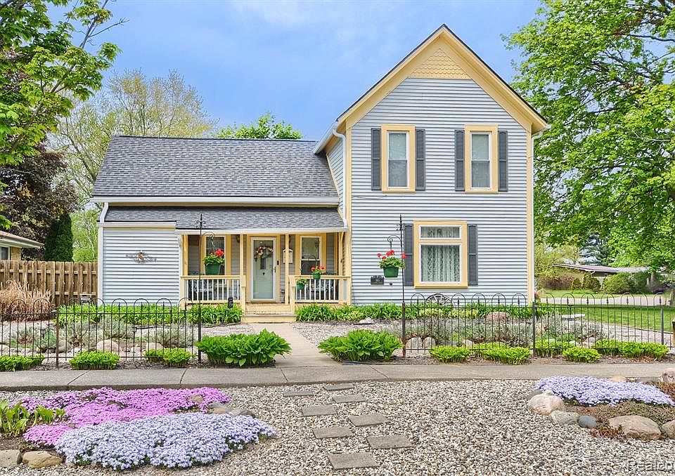 560 S Almont Ave, Imlay City, MI 48444 Zillow