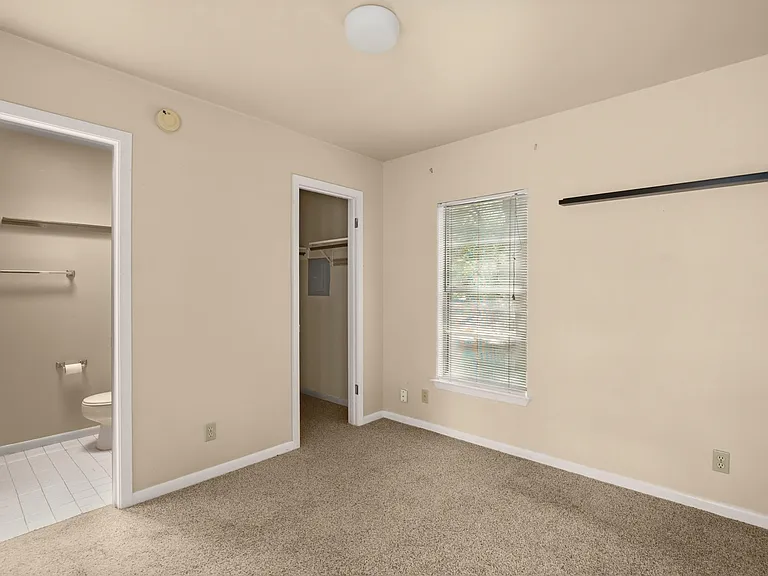 3302 Hemlock Ave #B — Photo 9