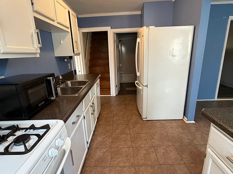 2316 Harris St — Photo 18